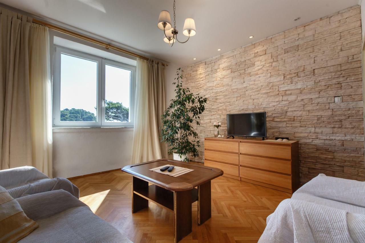 Apartments Maris Rab Town Extérieur photo